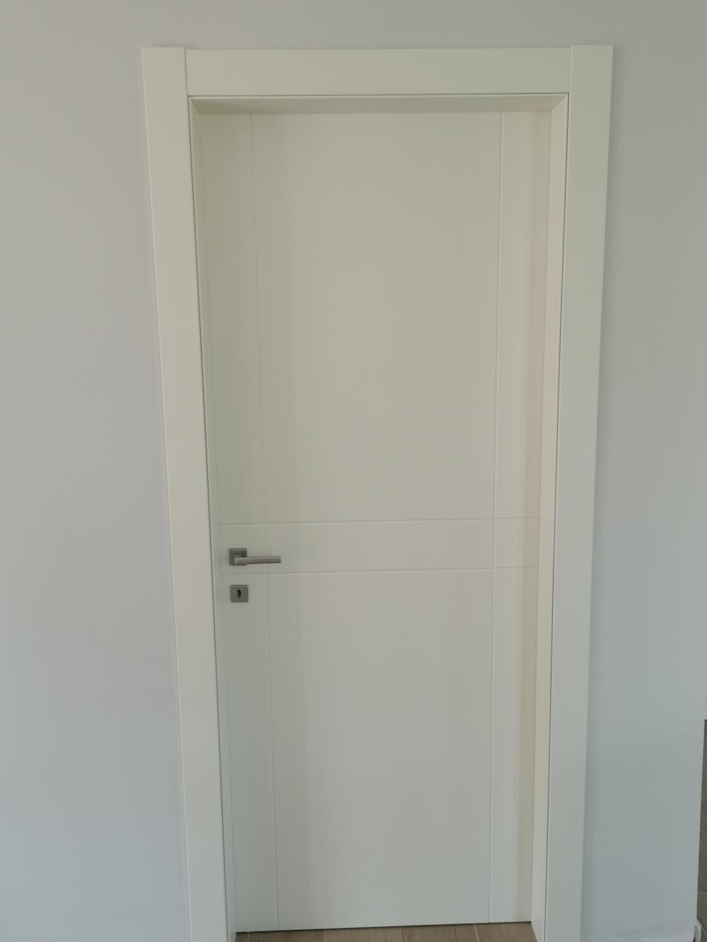 Porte laccate incise
